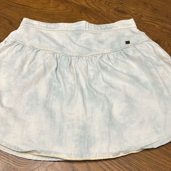 Retro Lightwash Roxy Tiered Mini Skirt BNWOT - Picture 4 of 8